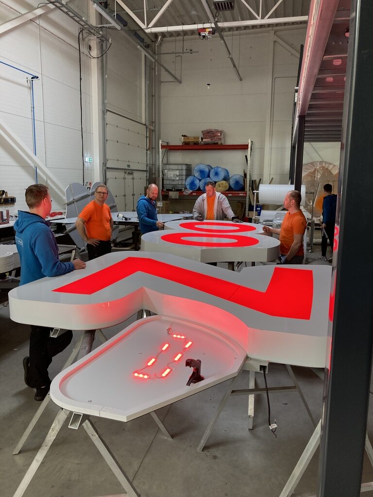 lumineux lettres atelier zoo